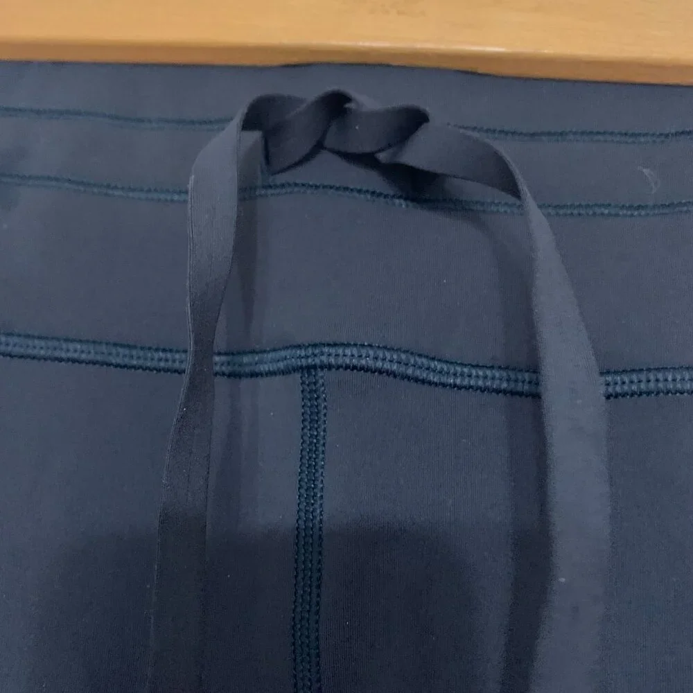 Athleta Black Cargo Legging size S - Picture 8 of 9